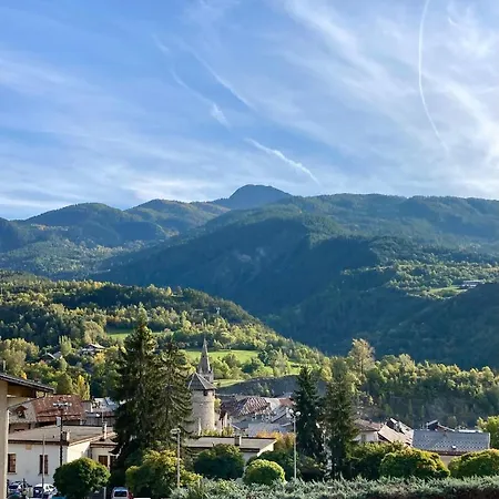 Otel Le Catinat Fleuri Guillestre