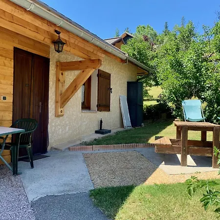 Otel Le Catinat Fleuri